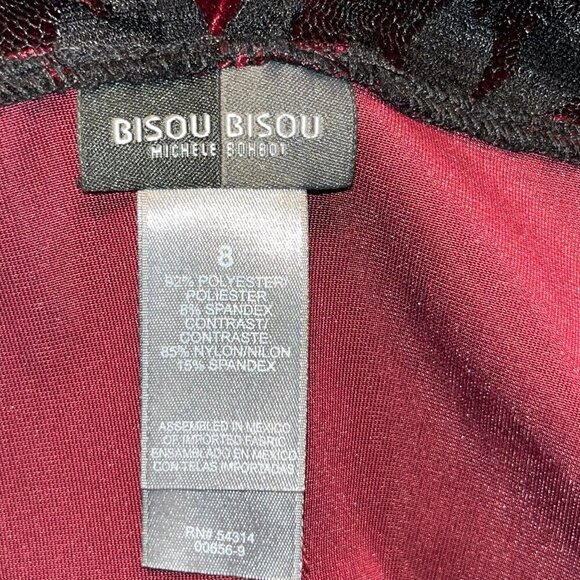 BISOU BISOU Burgundy Stretch Velvet & Black Lace Bustier Corset Style Top EUC- 8 - Picture 10 of 12